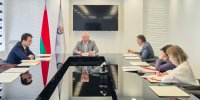 Глава администрации СЭЗ «Гомель-Ратон» Владимир Привалов провел рабочую встречу с заместителем директора по экономике ОАО «Гомельский химический завод»