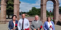 Глава администрации СЭЗ «Гомель-Ратон» Владимир Привалов посетил мемориальный комплекс «Буйничское поле»
