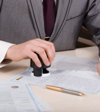 Ажыццяўляе дзяржаўную рэгістрацыю суб'ектаў гаспадарання і іх рэгістрацыю ў якасці рэзідэнтаў СЭЗ